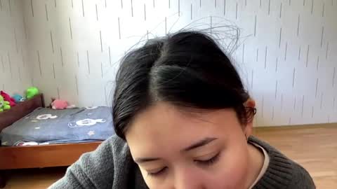 Mila online show from April 29, 8:08 am