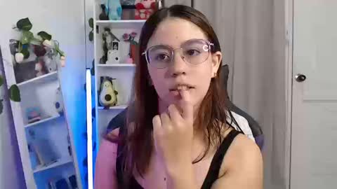   online show from March 12, 2:10 pm