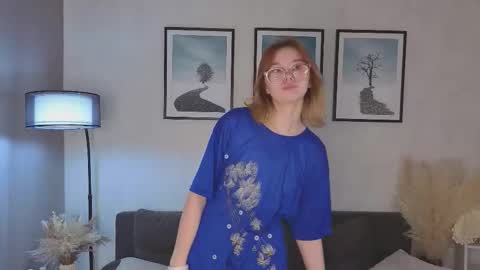 Eliza online show from October 21, 10:09 am