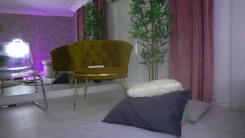 blakmy online show from January 17, 4:44 am