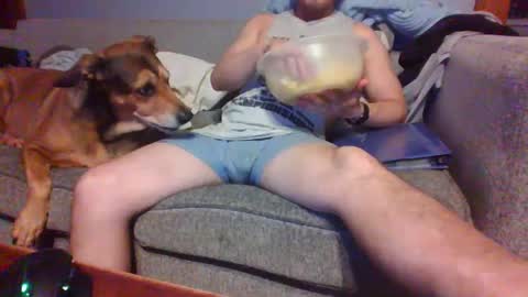 Snapshot of blaw_1321 chatting on September 26, 7:49 am blaw_1321 online show from September 26, 7:49 am