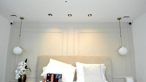 BLEYDI  online show from February 26, 11:11 am