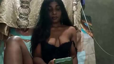 Lola online show from May 7, 1:56 am