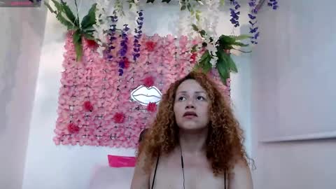 blonde_squirt_ online show from February 13, 3:18 am