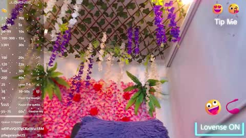 blonde_squirt_ online show from January 16, 11:30 am