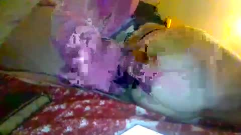 Snapshot of blondebellaaa3 chatting on December 8, 3:29 am Gia  online show from December 8, 3:29 am