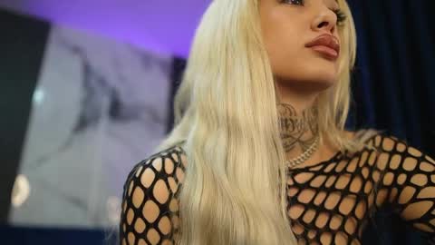 blondie_muller online show from May 2, 7:52 pm