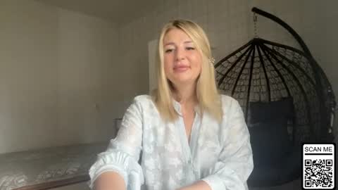 blondie_xoxoxo online show from June 14, 7:32 am