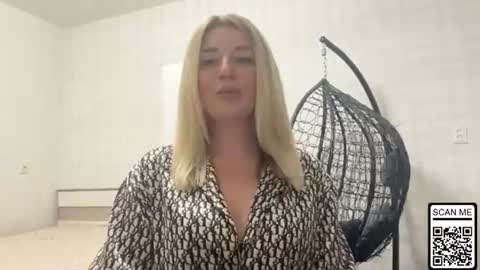 blondie_xoxoxo online show from June 26, 8:58 pm