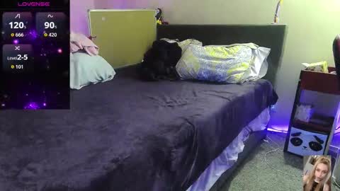 Bubbles online show from November 24, 3:49 am