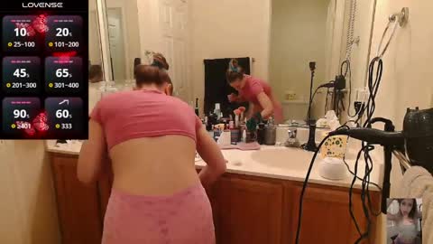 Bubbles online show from April 22, 8:54 am