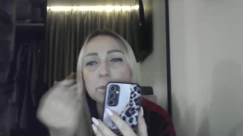 Iren online show from November 26, 7:54 pm