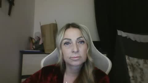 Iren online show from October 25, 6:19 pm