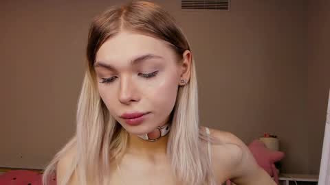 blondy_fina online show from May 3, 5:02 am