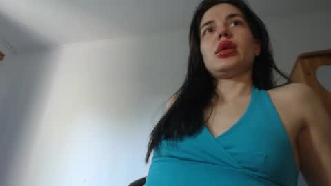 blondyelena online show from June 23, 6:32 am