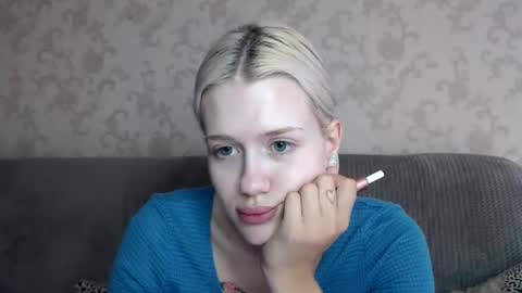 BlondyLedy online show from August 2, 11:23 am