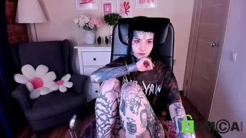 Mary online show from May 10, 8:37 pm