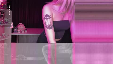 dear eva 3 online show from March 13, 5:16 pm