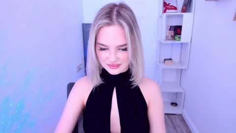 Sophia online show from March 4, 1:55 am