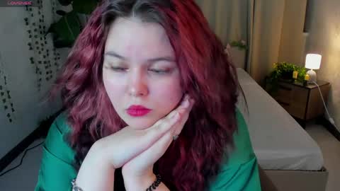 Bloom  Leila online show from March 18, 1:06 pm