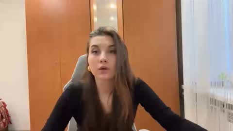 Alice online show from March 9, 10:20 am