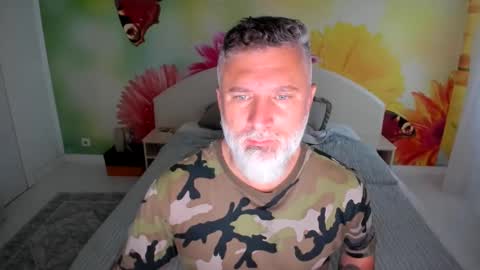 Nico online show from December 4, 2:27 pm