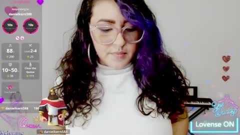 susan  online show from April 27, 4:54 am