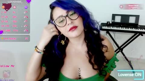 susan  online show from November 24, 4:55 am