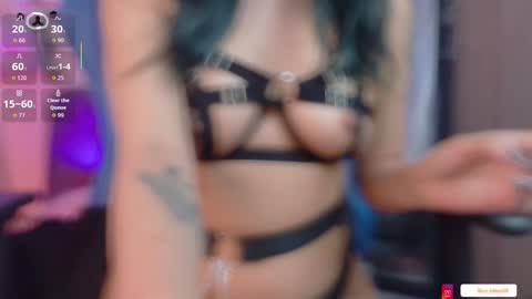 blue_kittenn online show from January 11, 7:25 am