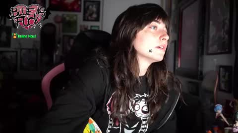 Blue online show from November 4, 2:02 am