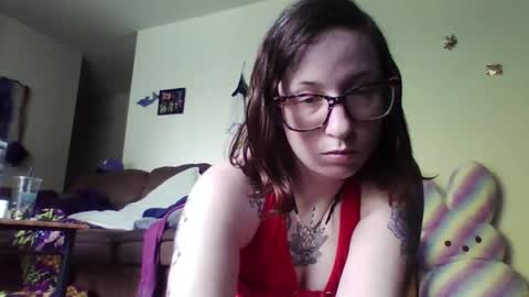 Blueeyedbeauty online show from June 1, 7:26 pm