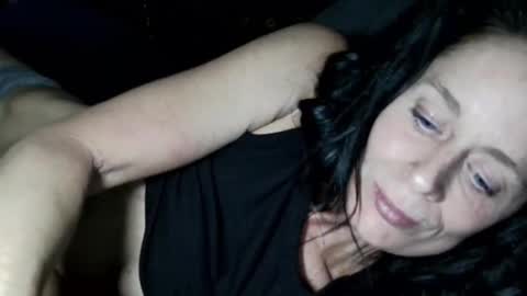 Blueeyedlie online show from February 19, 6:45 am