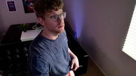 blueeyedtallguy online show from March 12, 9:29 pm