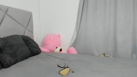 blueeyeslexxxy online show from November 25, 8:02 am