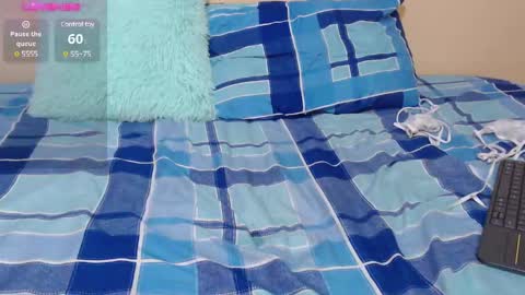 Violette 3 online show from March 8, 4:17 pm