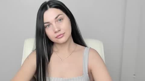 Kelly online show from October 20, 5:23 am