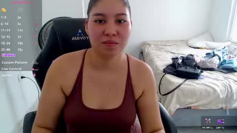 Hey guysI am BrendaWelcome my room online show from June 27, 8:59 pm