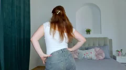 blush_kittyy online show from June 18, 7:25 am