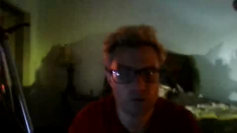 Snapshot of blushbitxh chatting on December 25, 7:24 am BLUSHBITXH online show from December 25, 7:24 am