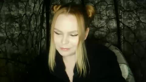 blushing_star online show from October 4, 4:38 pm