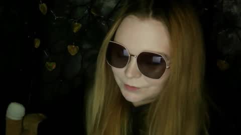 blushing_star online show from March 10, 5:50 pm