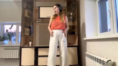 Kate online show from March 13, 2:31 pm