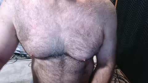 BobbyHill27b online show from May 1, 2:33 pm