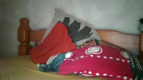 bobbysinger2009 online show from March 3, 5:20 pm