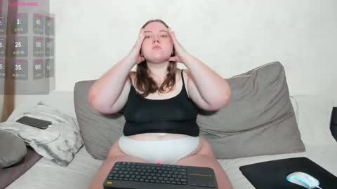 Snapshot of bodyana69 chatting on March 5, 7:06 pm bodyana     GIRLS SOLO ACCOUNT  cutie yana online show from March 5, 7:06 pm