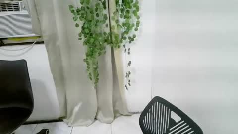 bombastic_darla online show from November 28, 9:16 am