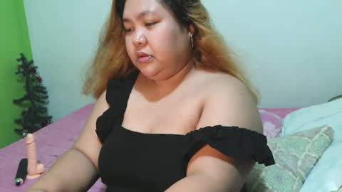 bombastic_darla online show from November 19, 4:28 pm