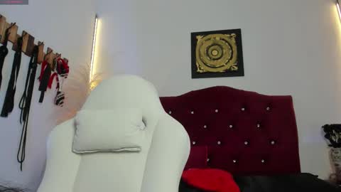 Bombom online show from March 17, 1:05 pm