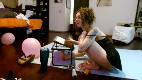 BombshellBaeby online show from April 21, 2:51 am