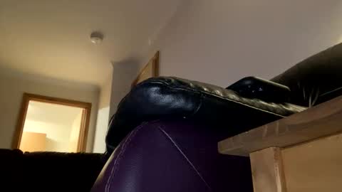 bon45433 online show from March 22, 12:25 am